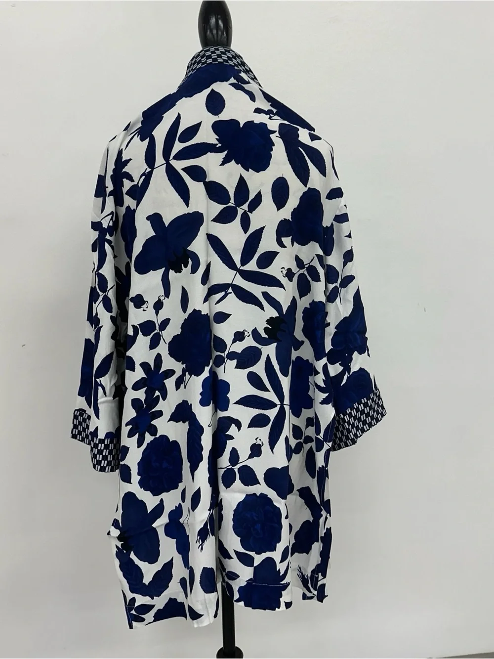 Cabi Botanical floral kimono jacket - Picture 7 of 10
